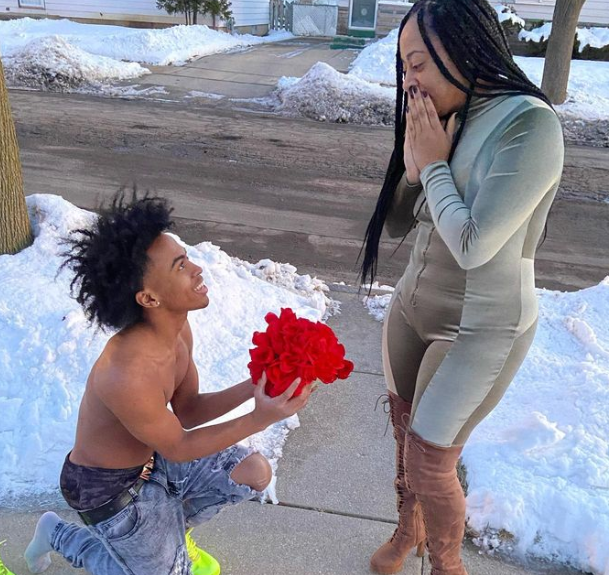  Eli Unique propose her mom during Valentine