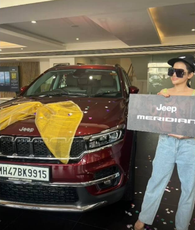 Car Mahindra (Jeep Meridian)