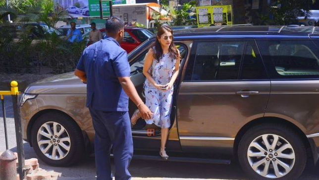 Car (Bentley Flying Spur)