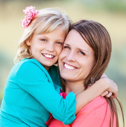 Payton Delu and her mother
