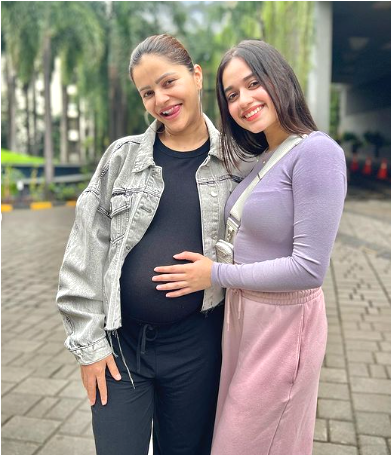Jannat Zubair met Rubina Dilaik