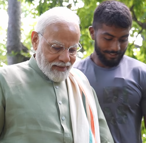 Ankit baiyanpuria with PM Modi