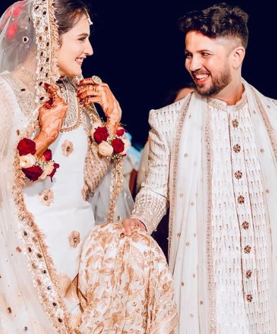 Riya Kishanchandani and her husband