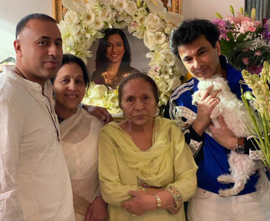 Vikas Khanna with Family