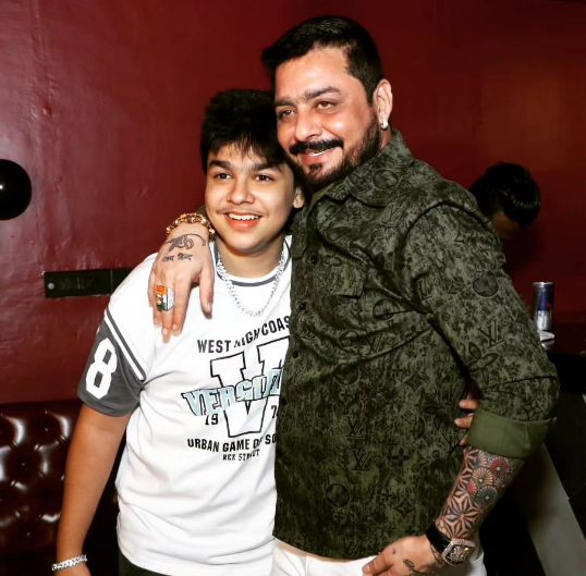 Hindustani Bhau with his Son (Aditya Fhatak)