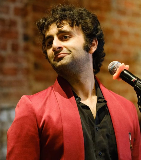 Zervaan J Bunshah with College Student time