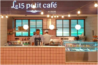 Le 15 Cafe