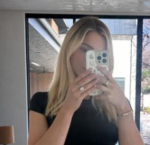 Marie Llewellyn taking selfie