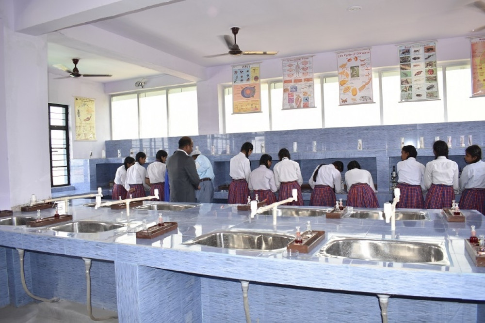 Springer Loretto Junior High School, Gorakhpur