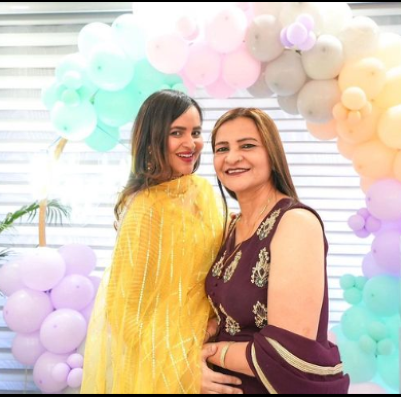 Prerna Malhan Net Worth, Family, Baby Name, Age 2023 Wanderers Hub Monthly Husband